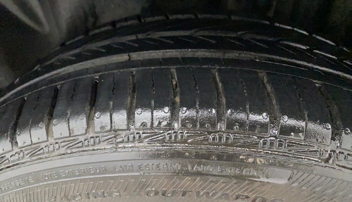 2018 Volkswagen Vento COMFORTLINE DIESEL 1.5, Diesel, Manual, 40,018 km, Left Rear Tyre Tread