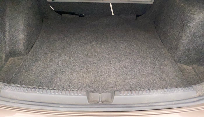 2018 Volkswagen Vento COMFORTLINE DIESEL 1.5, Diesel, Manual, 40,018 km, Boot Inside