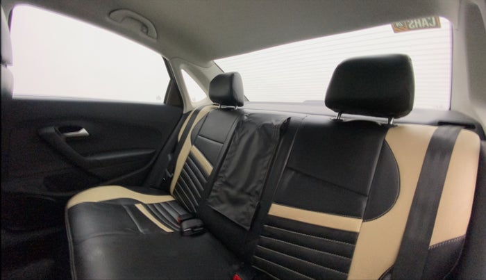 2018 Volkswagen Vento COMFORTLINE DIESEL 1.5, Diesel, Manual, 40,018 km, Right Side Rear Door Cabin