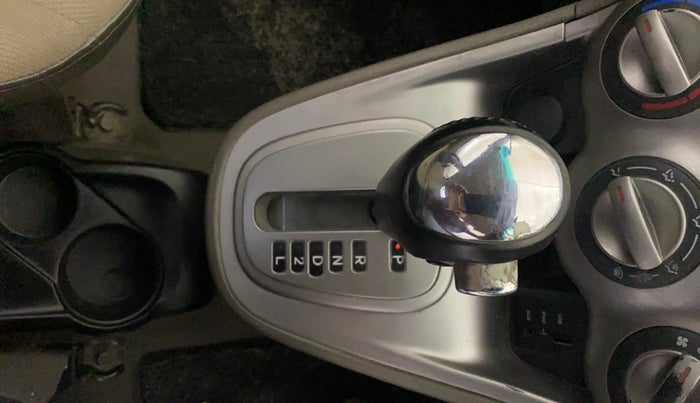 2013 Hyundai i10 SPORTZ 1.2 AT, Petrol, Automatic, 60,984 km, Gear Lever