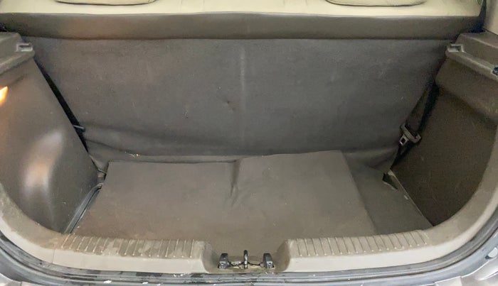 2013 Hyundai i10 SPORTZ 1.2 AT, Petrol, Automatic, 60,984 km, Boot Inside