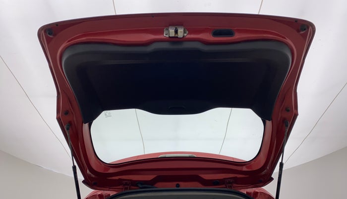 2016 Maruti Vitara Brezza VDI, Diesel, Manual, 69,544 km, Boot Door Open