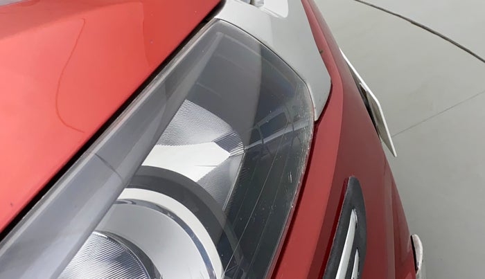 2016 Maruti Vitara Brezza VDI, Diesel, Manual, 69,544 km, Right headlight - Minor damage