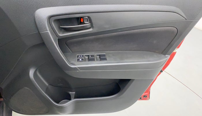 2016 Maruti Vitara Brezza VDI, Diesel, Manual, 69,544 km, Driver Side Door Panels Control