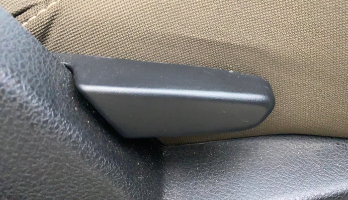 2019 Renault Duster RXS PETROL, Petrol, Manual, 9,212 km, Driver Side Adjustment Panel