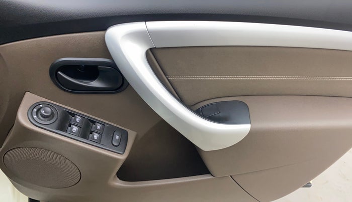 2019 Renault Duster RXS PETROL, Petrol, Manual, 9,212 km, Driver Side Door Panels Control