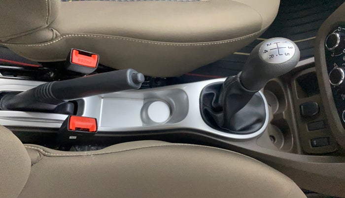 2019 Renault Duster RXS PETROL, Petrol, Manual, 9,212 km, Gear Lever