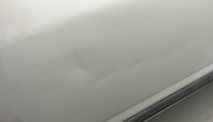 2010 Maruti Alto LXI, Petrol, Manual, 48,622 km, Front passenger door - Slightly dented