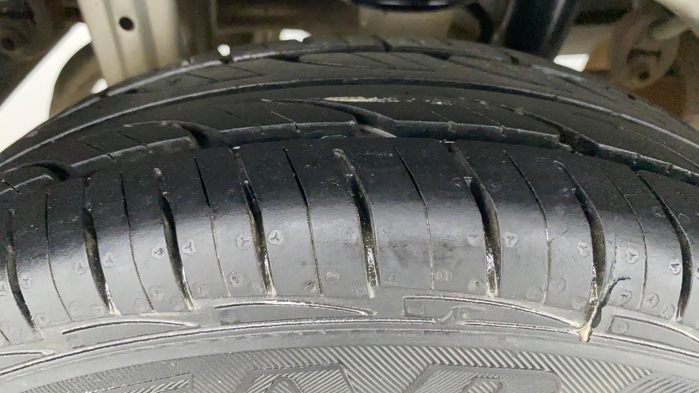 2010 Maruti Alto LXI, Petrol, Manual, 48,622 km, Right Rear Tyre Tread