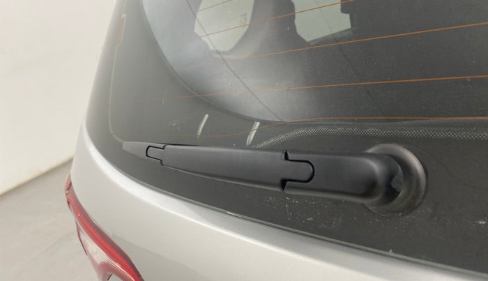 2021 Renault TRIBER RXZ, Petrol, Manual, 33,309 km, Rear Wiper