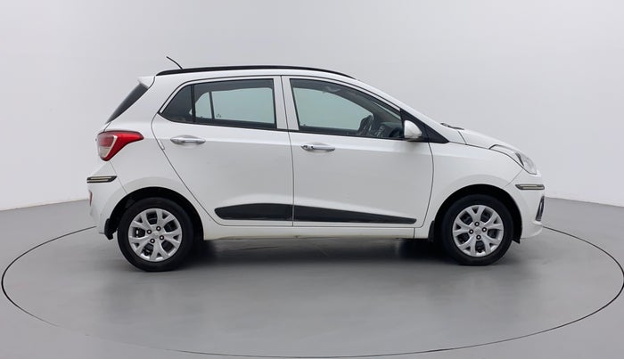 2014 Hyundai Grand i10 SPORTZ 1.2 KAPPA VTVT, Petrol, Manual, 77,767 km, Right Side View