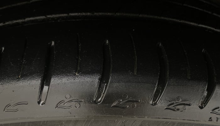 2023 Tata ALTROZ XZ PETROL, Petrol, Manual, 38,898 km, Left Front Tyre Tread