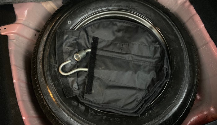 2023 Tata ALTROZ XZ PETROL, Petrol, Manual, 38,898 km, Spare Tyre