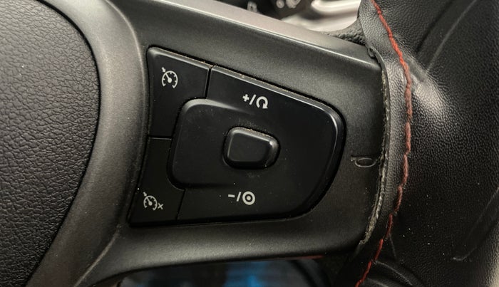 2023 Tata ALTROZ XZ PETROL, Petrol, Manual, 38,898 km, Adaptive Cruise Control