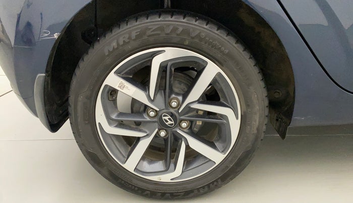 2021 Hyundai GRAND I10 NIOS ASTA AMT 1.2 KAPPA VTVT, Petrol, Automatic, 23,986 km, Right Rear Wheel
