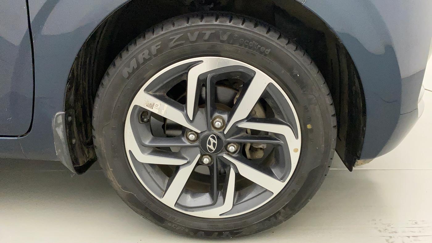 2021 Hyundai GRAND I10 NIOS ASTA AMT 1.2 KAPPA VTVT, Petrol, Automatic, 23,986 km, Right Front Wheel