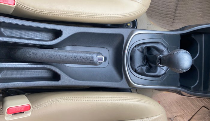 2014 Honda City 1.5L I-DTEC VX, Diesel, Manual, 98,354 km, Gear Lever