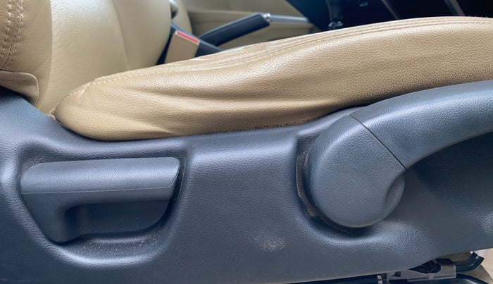 2014 Honda City 1.5L I-DTEC VX, Diesel, Manual, 98,354 km, Driver Side Adjustment Panel