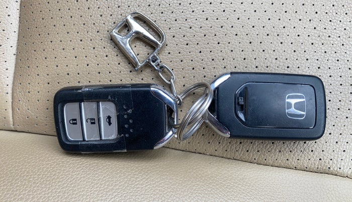 2014 Honda City 1.5L I-DTEC VX, Diesel, Manual, 98,354 km, Key Close Up