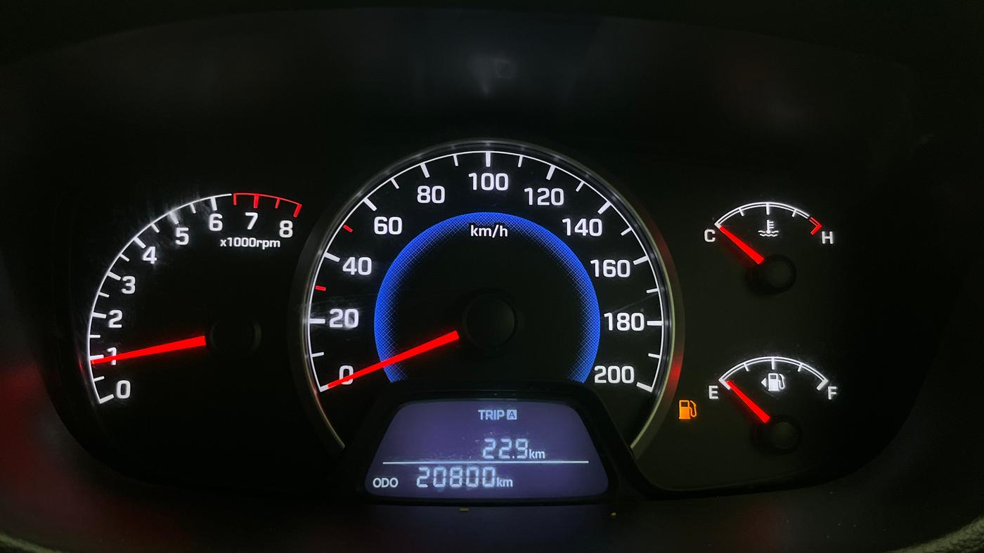 2015 Hyundai Grand i10 SPORTZ 1.2 KAPPA VTVT, Petrol, Manual, 20,779 km, Odometer Image
