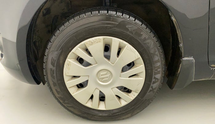 2013 Maruti Swift VXI, Petrol, Manual, 47,735 km, Left Front Wheel