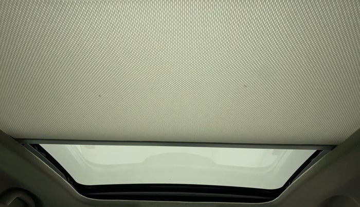 2022 Toyota URBAN CRUISER HYRYDER V AWD NEO DRIVE, Petrol, Manual, 11,072 km, Panoramic Sunroof