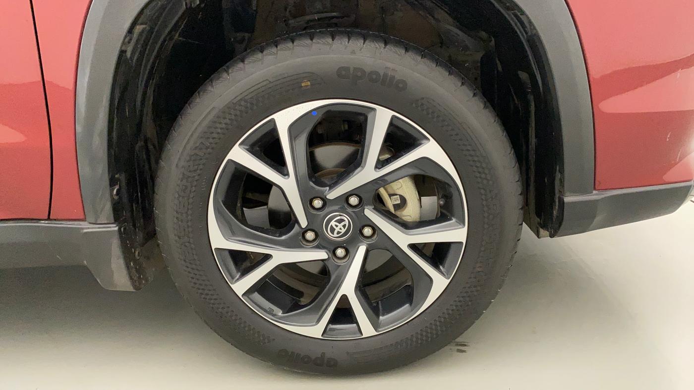 2022 Toyota URBAN CRUISER HYRYDER V AWD NEO DRIVE, Petrol, Manual, 11,072 km, Right Front Wheel