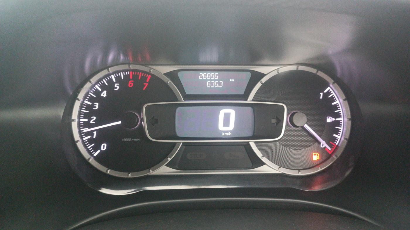 2022 Nissan Kicks XV TURBO 1.3, Petrol, Manual, 26,895 km, Odometer Image