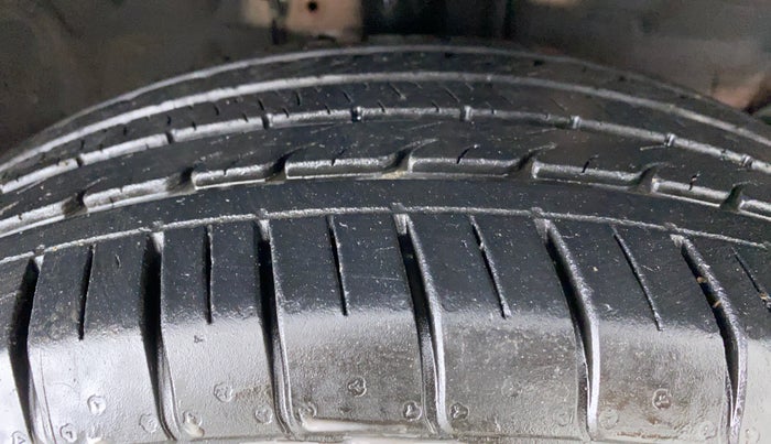 2020 KIA SELTOS HTK 1.5 PETROL, Petrol, Manual, 32,873 km, Right Front Tyre Tread