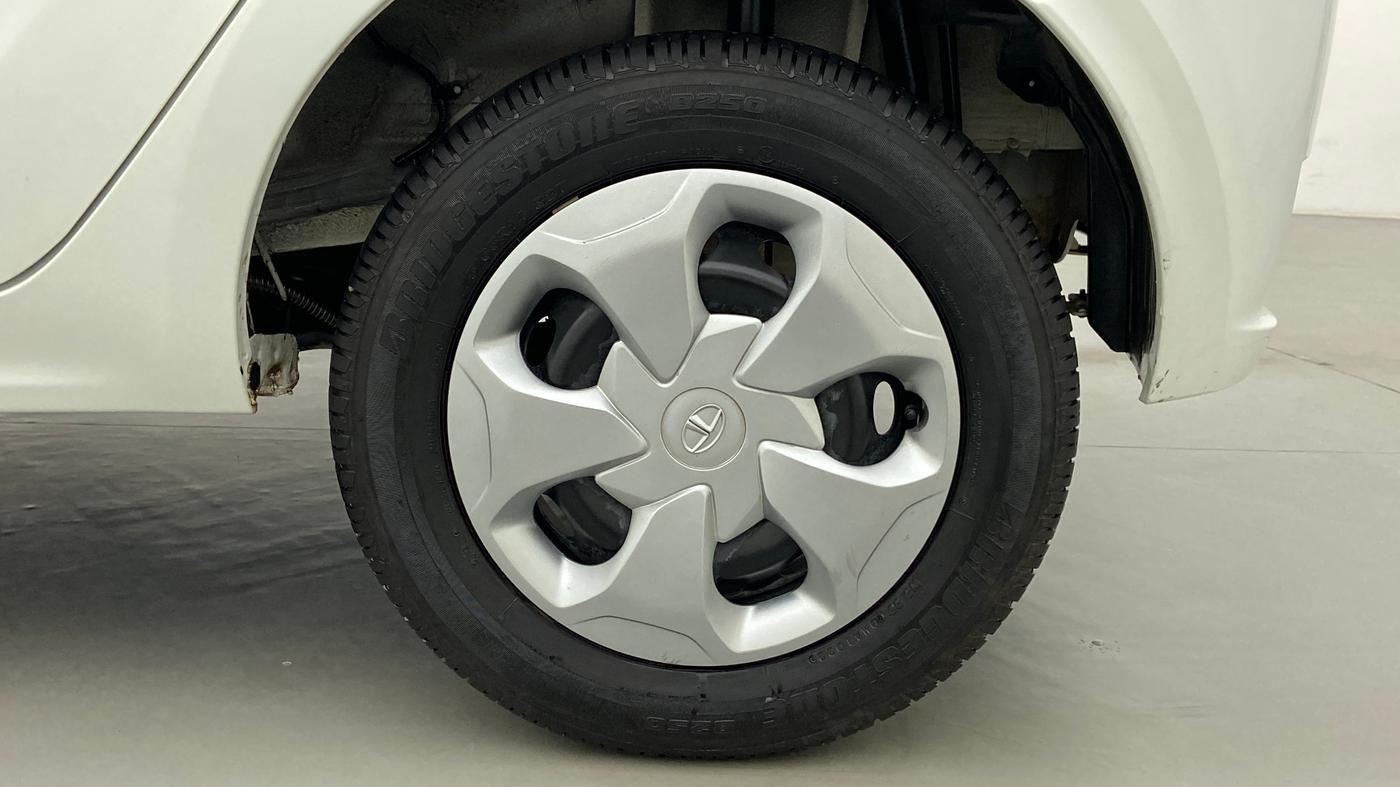 2022 Tata Tiago XT CNG 1.2 RTN, CNG, Manual, 8,140 km, Left Rear Wheel