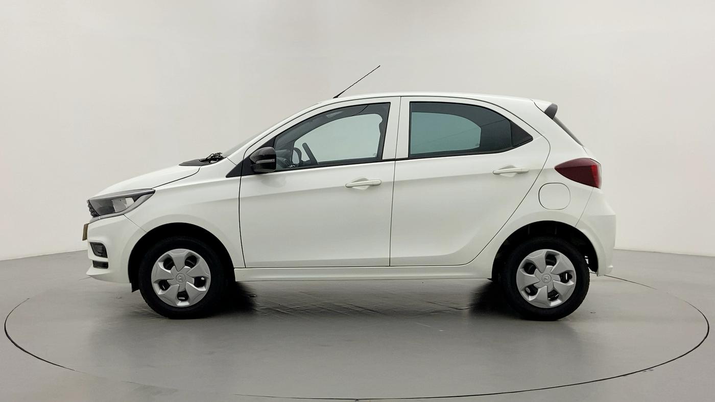 2022 Tata Tiago XT CNG 1.2 RTN, CNG, Manual, 8,140 km, Left Side