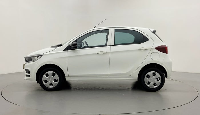2022 Tata Tiago XT CNG 1.2 RTN, CNG, Manual, 8,140 km, Left Side
