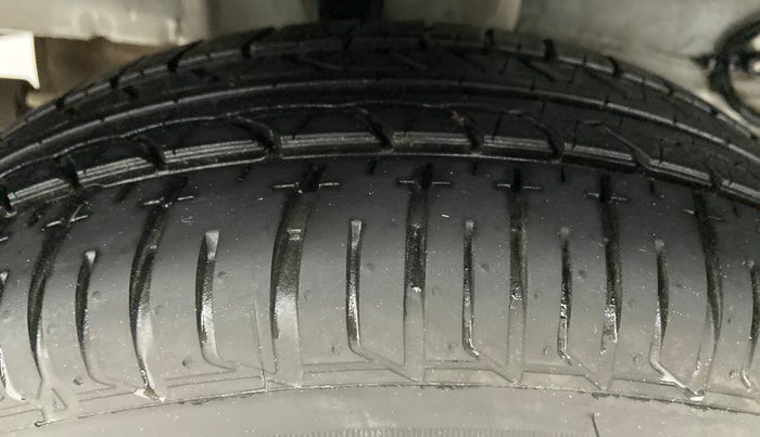 2022 Tata Tiago XT CNG 1.2 RTN, CNG, Manual, 8,140 km, Right Rear Tyre Tread