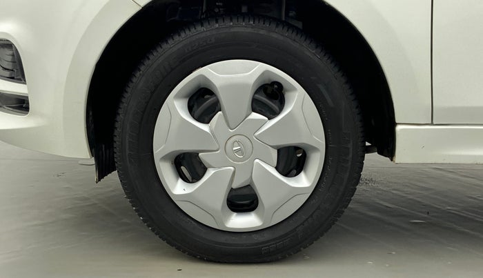 2022 Tata Tiago XT CNG 1.2 RTN, CNG, Manual, 8,140 km, Left Front Wheel