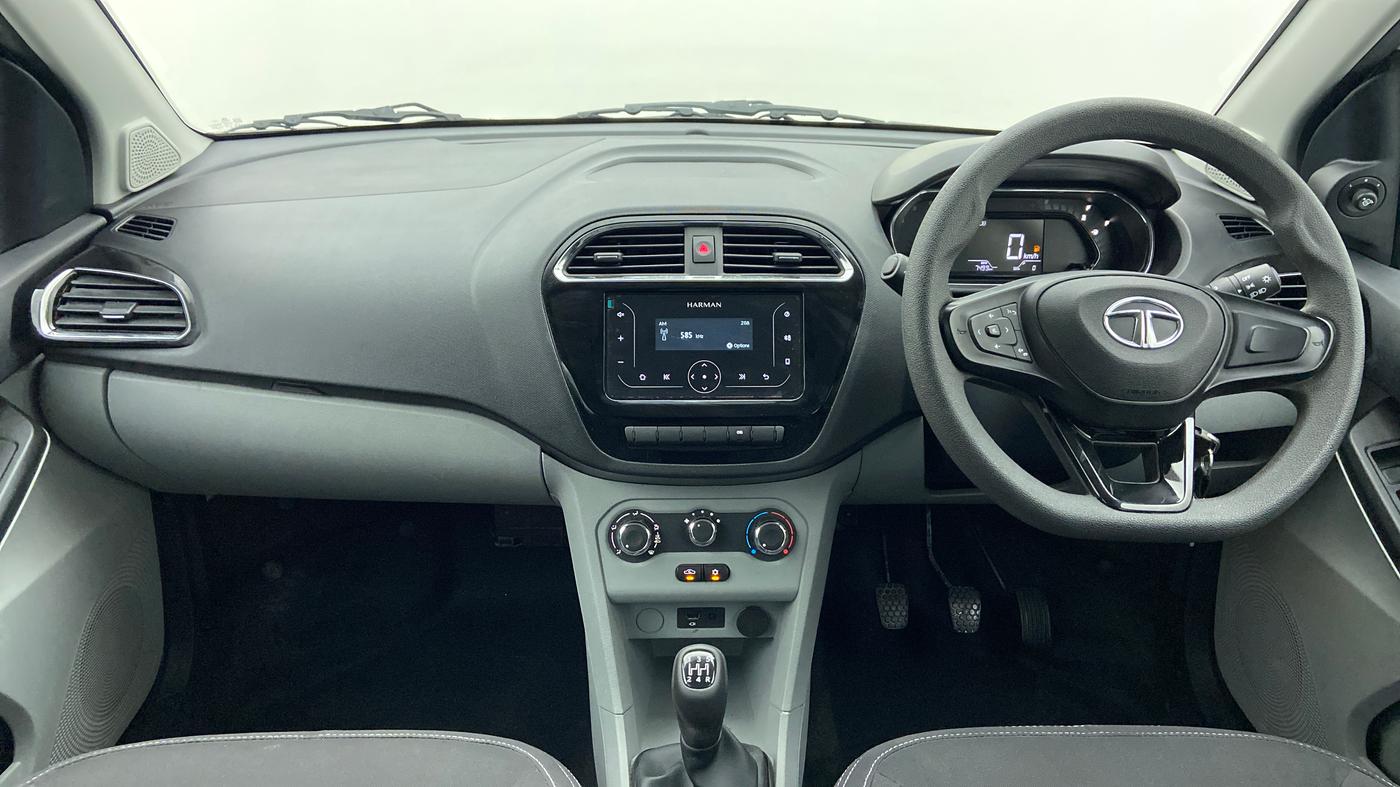 2022 Tata Tiago XT CNG 1.2 RTN, CNG, Manual, 8,140 km, Dashboard
