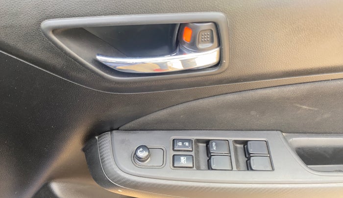 2019 Maruti Swift VXI AMT, Petrol, Automatic, 53,994 km, Driver Side Door Panels Control