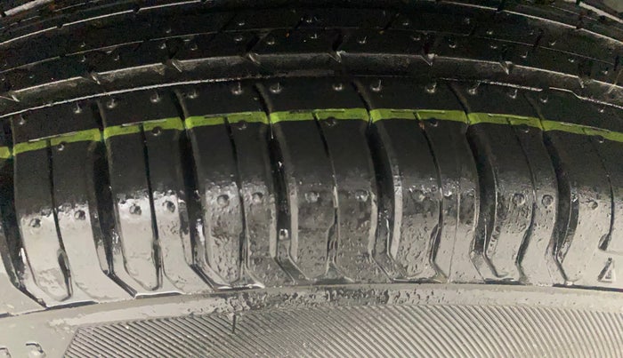 2019 Maruti Swift VXI AMT, Petrol, Automatic, 53,994 km, Left Rear Tyre Tread