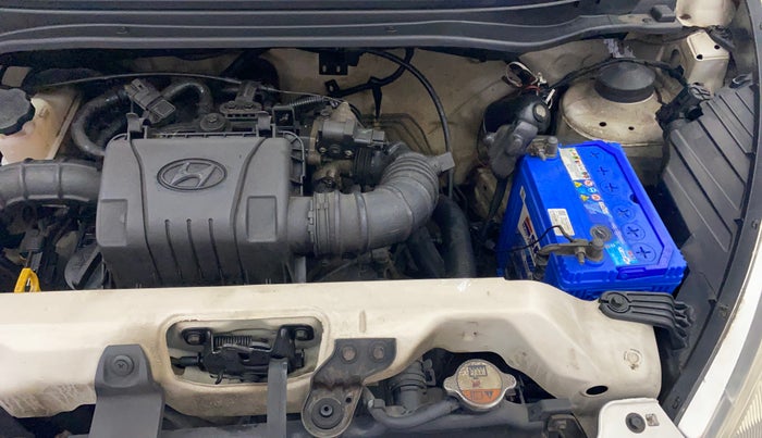 2013 Hyundai Eon ERA +, Petrol, Manual, 21,354 km, Engine View - Left