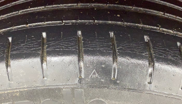 2017 Maruti Baleno ALPHA PETROL 1.2, Petrol, Manual, 56,210 km, Right Rear Tyre Tread