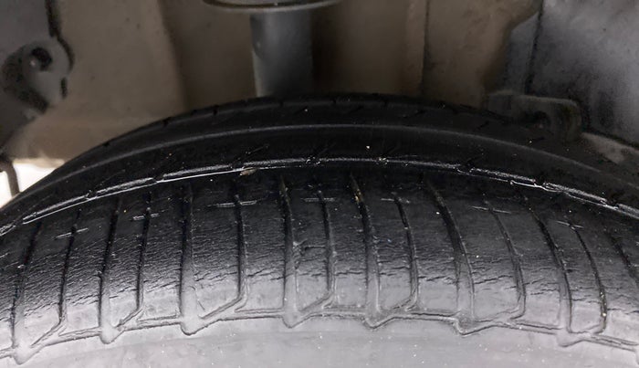 2017 Tata TIGOR XZ (O) PETROL, Petrol, Manual, 24,295 km, Right Rear Tyre Tread