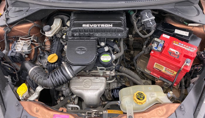 2017 Tata TIGOR XZ (O) PETROL, Petrol, Manual, 24,295 km, Open Bonet