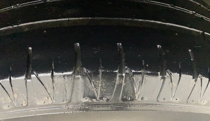 2020 Maruti Vitara Brezza ZXI PLUS, Petrol, Manual, 1,02,607 km, Left Rear Tyre Tread