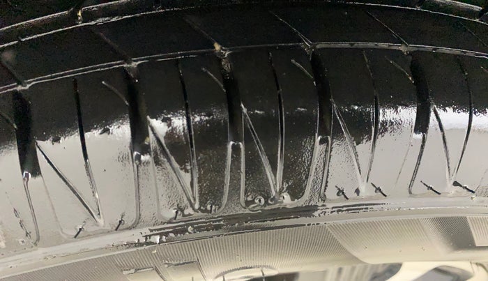 2020 Maruti Vitara Brezza ZXI PLUS, Petrol, Manual, 1,02,607 km, Right Rear Tyre Tread