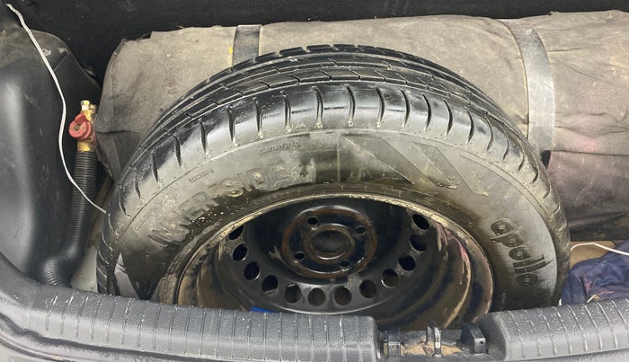 2017 Hyundai Grand i10 MAGNA 1.2 KAPPA VTVT, CNG, Manual, 80,100 km, Spare Tyre