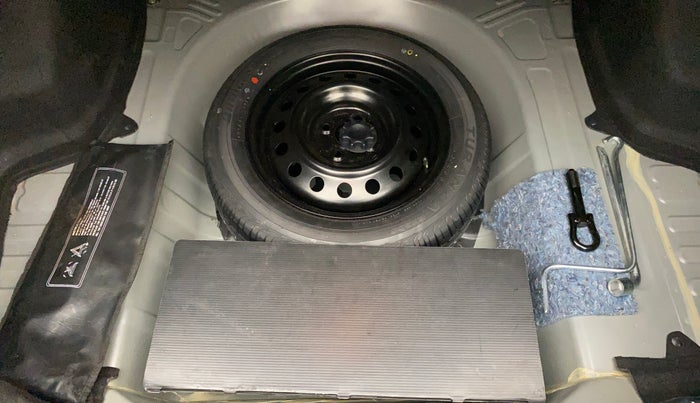 2013 Toyota Etios G, Petrol, Manual, 24,575 km, Spare Tyre