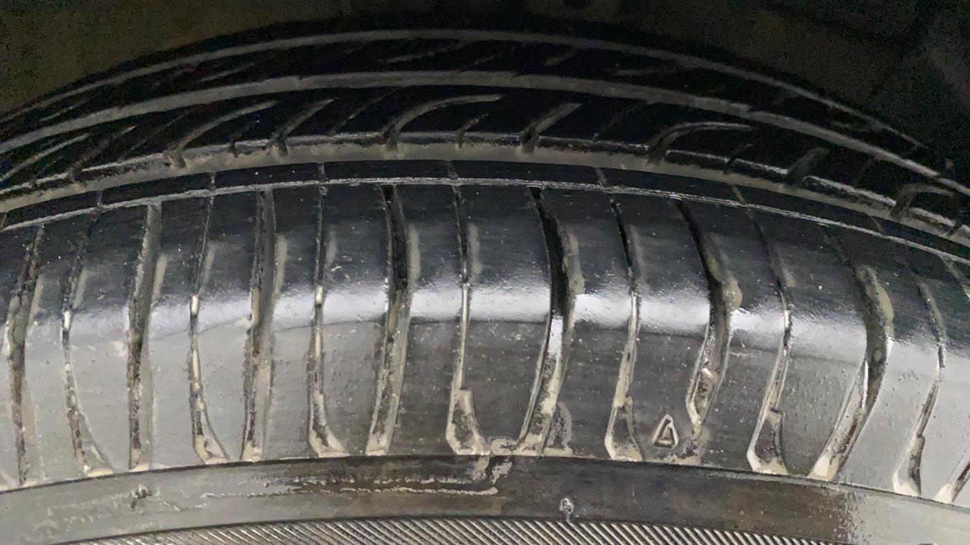2018 Hyundai NEW SANTRO SPORTZ CNG, CNG, Manual, 50,669 km, Left Rear Tyre Tread