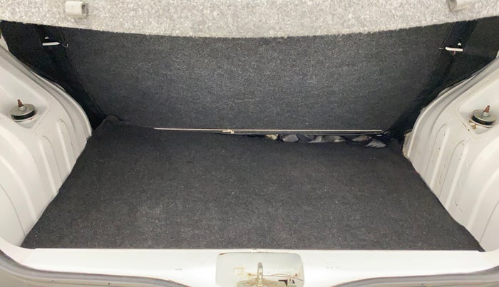 2021 Renault Kwid RXT 1.0 (O), Petrol, Manual, 16,482 km, Boot Inside