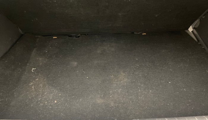 2021 Hyundai GRAND I10 NIOS SPORTZ AMT 1.2 KAPPA VTVT, Petrol, Automatic, 83,628 km, Boot Inside