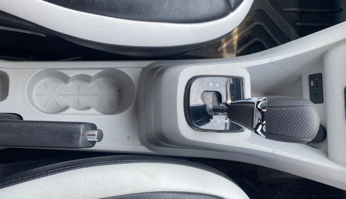 2025 Tata Tiago XTA PETROL, Petrol, Automatic, 8,571 km, Gear Lever
