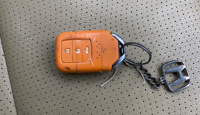 2015 Honda City 1.5L I-VTEC VX CVT, Petrol, Automatic, 77,955 km, Key Close Up